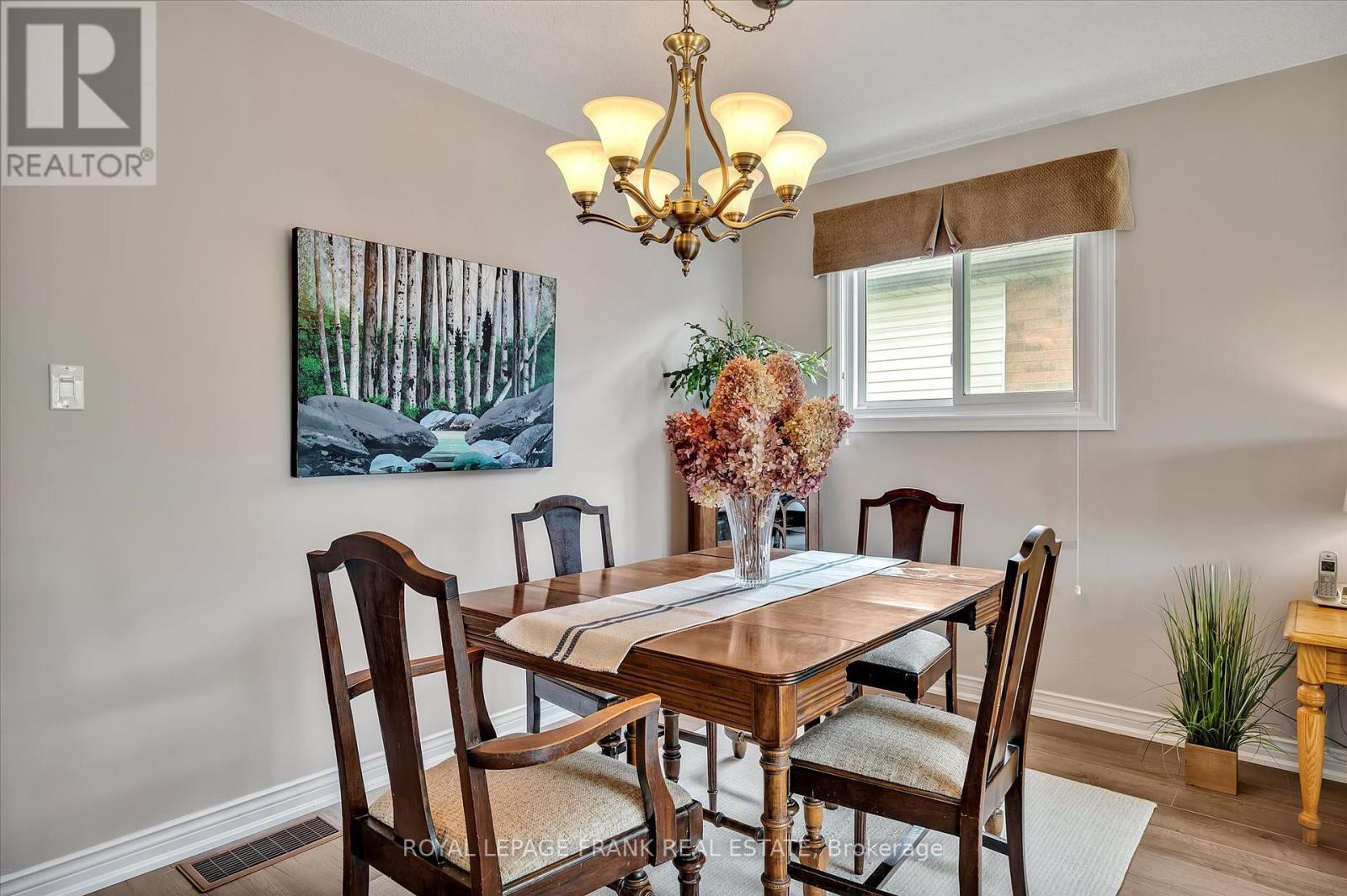 2114 Easthill Drive, Peterborough (Ashburnham Ward 4), ON - Indoor Photo Showing Dining Room
