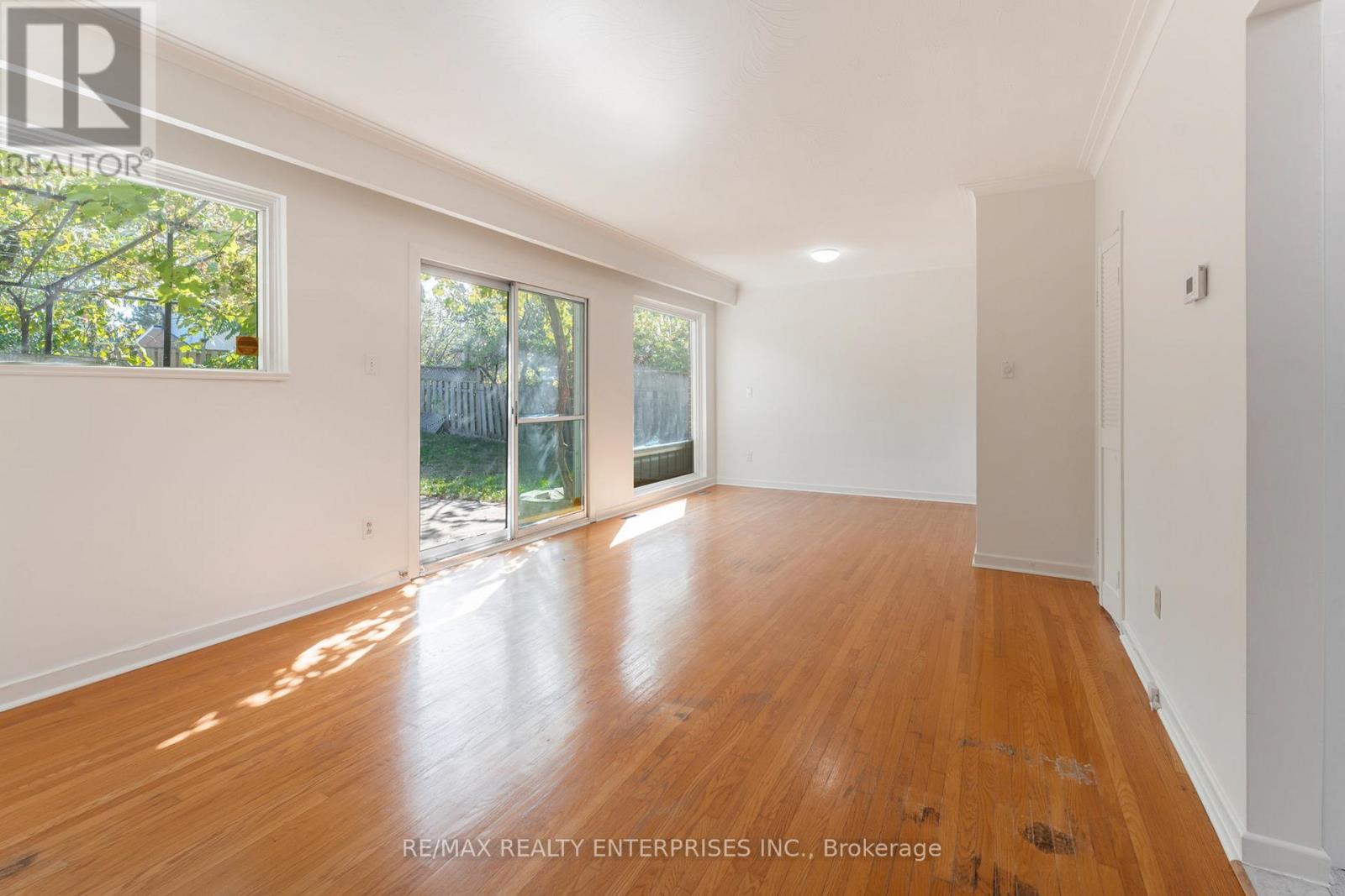 85 John Garland Boulevard, Toronto, ON - Indoor Photo Showing Other Room