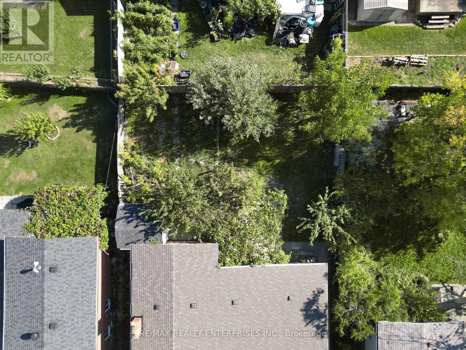 85 John Garland Boulevard, Toronto, ON - Outdoor