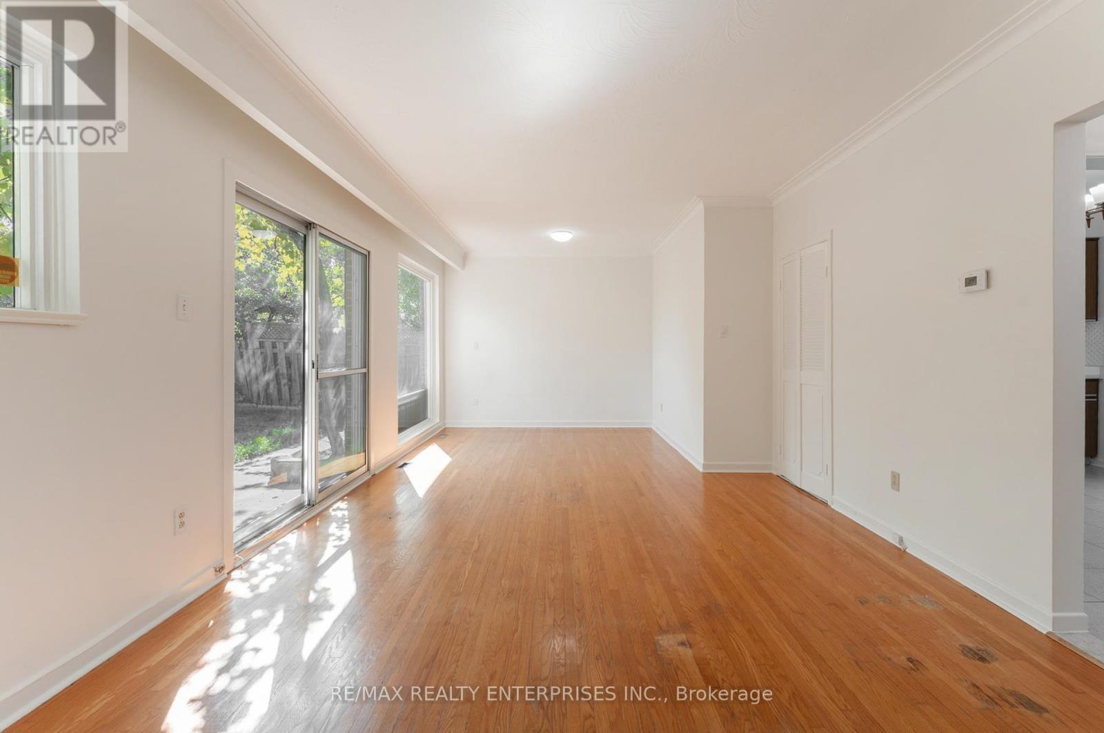 85 John Garland Boulevard, Toronto, ON - Indoor Photo Showing Other Room