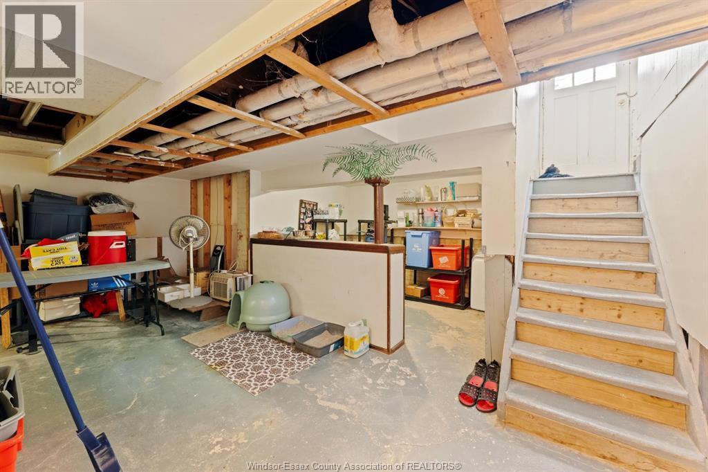 858 Chilver Road, Windsor, ON - Indoor Photo Showing Basement