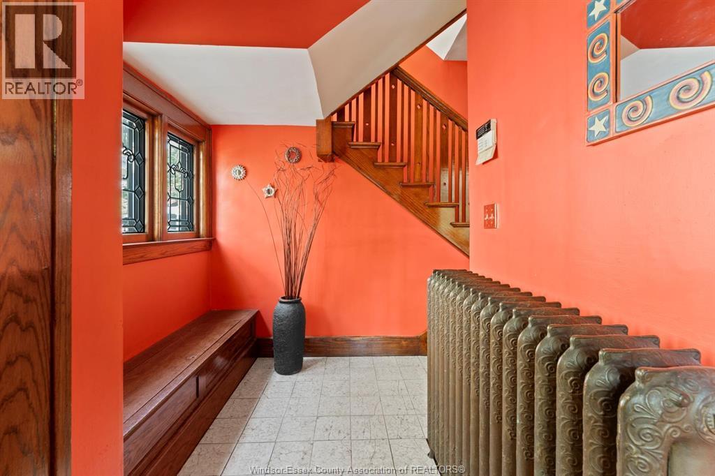 858 Chilver Road, Windsor, ON - Indoor Photo Showing Other Room