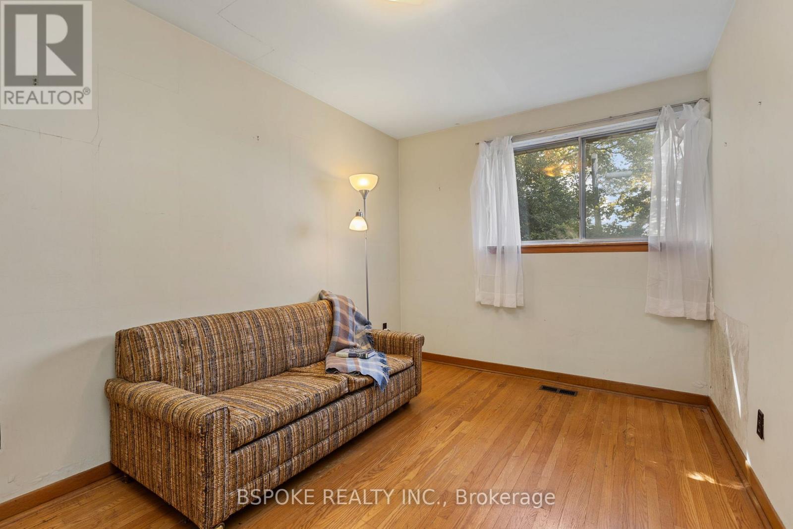 2nd bedroom - 54 Warner Avenue, Toronto, ON - Indoor