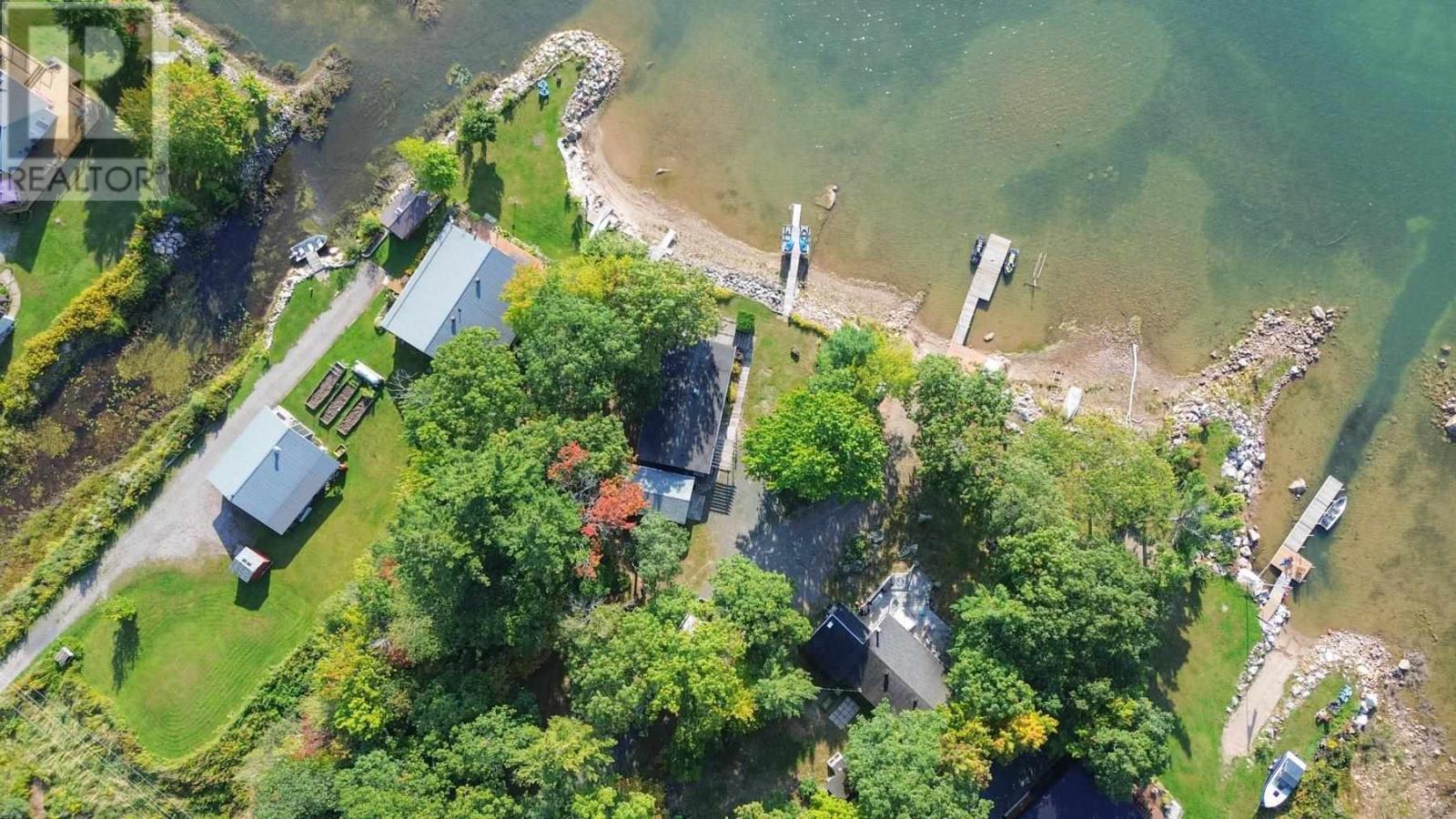 647B Lakeshore Dr, Tarbutt, ON - Outdoor With View