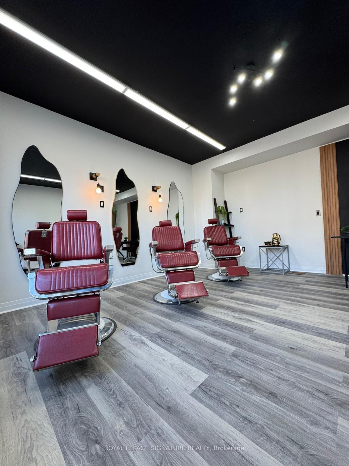 1-3336 Millicent Avenue, Oakville, ON