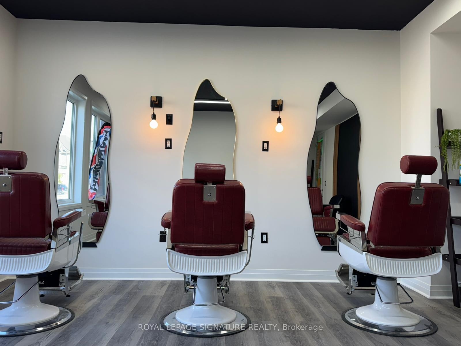 1-3336 Millicent Avenue, Oakville, ON