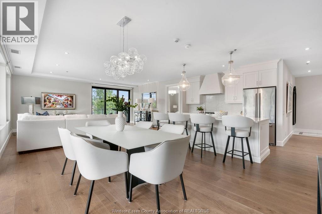 14400 Tecumseh Road Unit# 209, Tecumseh, ON - Indoor Photo Showing Dining Room