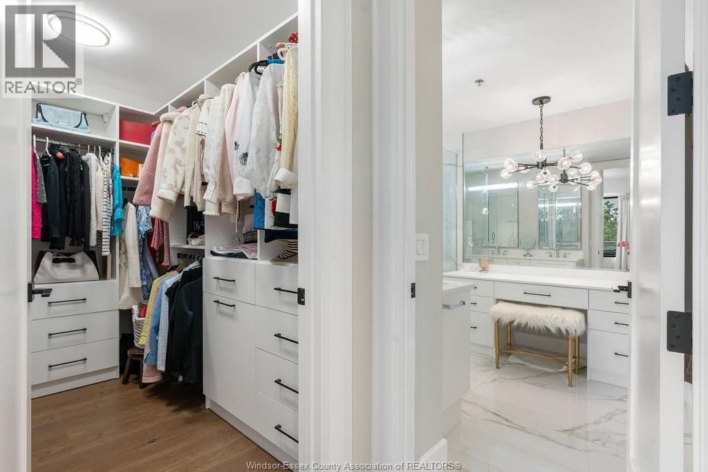 14400 Tecumseh Road Unit# 209, Tecumseh, ON - Indoor With Storage