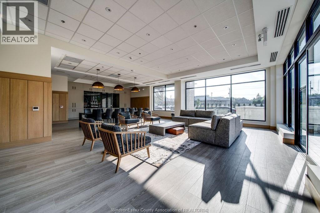 14400 Tecumseh Road Unit# 209, Tecumseh, ON - Indoor Photo Showing Other Room