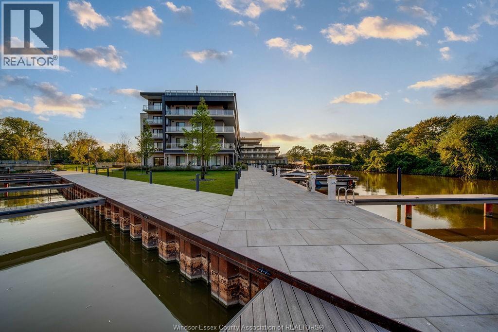 14400 Tecumseh Road Unit# 209, Tecumseh, ON - Outdoor With Balcony