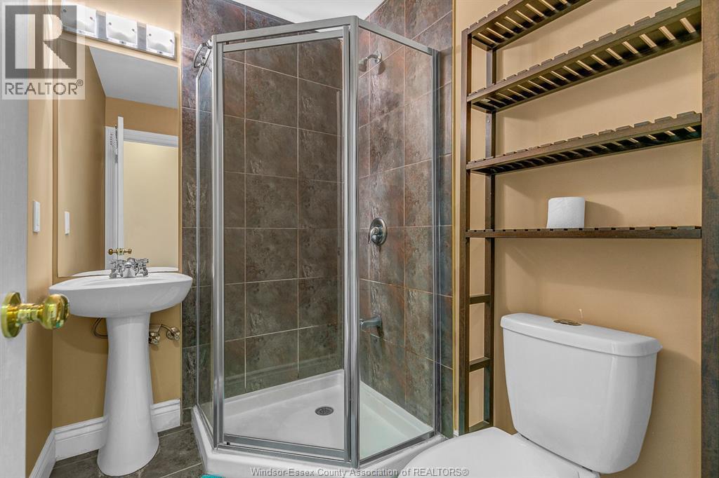 1973 Northway Avenue Unit# Upper, Windsor, ON - Indoor Photo Showing Bathroom