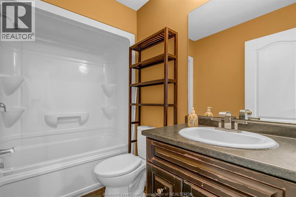 1973 Northway Avenue Unit# Upper, Windsor, ON - Indoor Photo Showing Bathroom