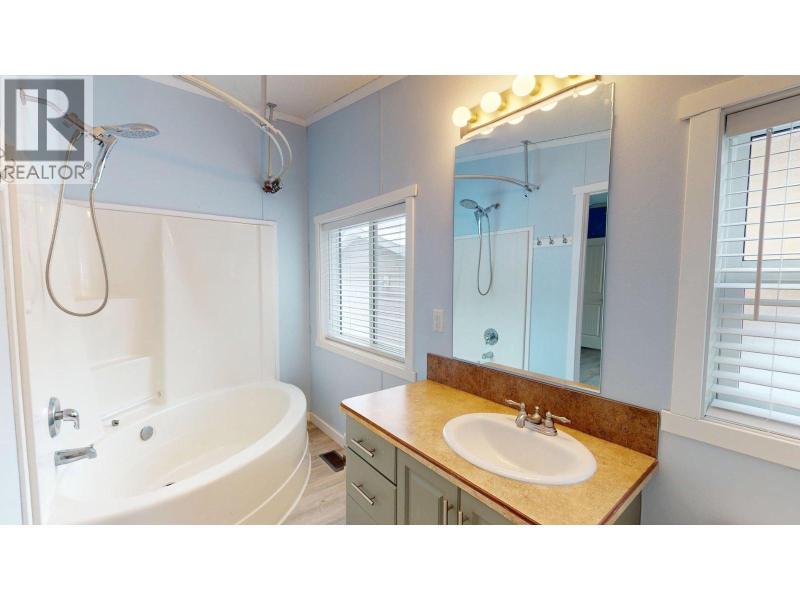 9 Deerborne Drive, Elkford, BC