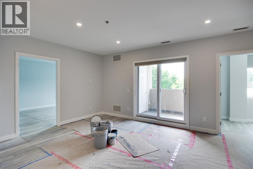 1500 Ouellette Unit# 405, Windsor, ON - Indoor Photo Showing Other Room