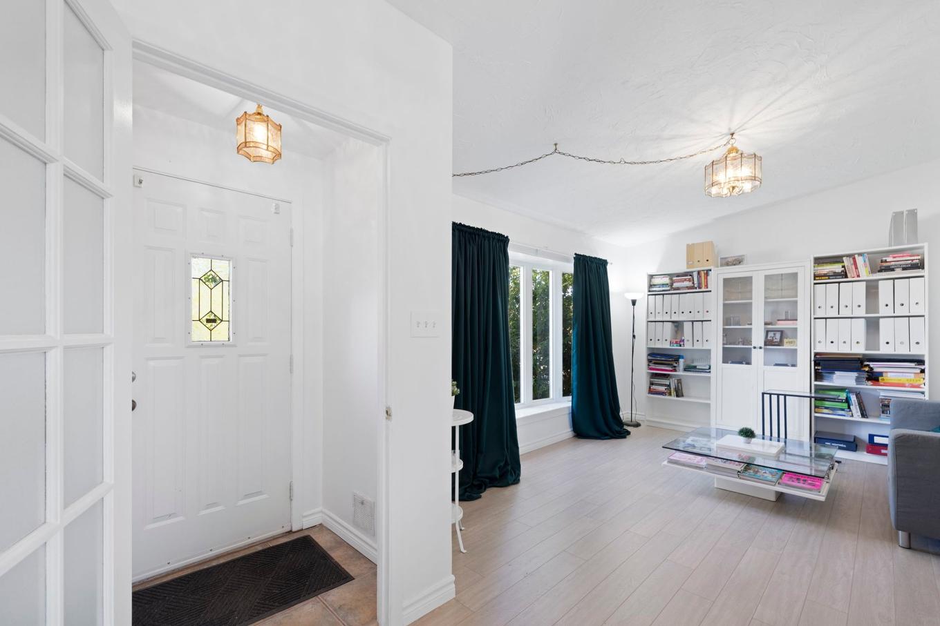 Overall view - 5075 Rue Gilbert, Longueuil (Saint-Hubert), QC - Indoor Photo Showing Other Room