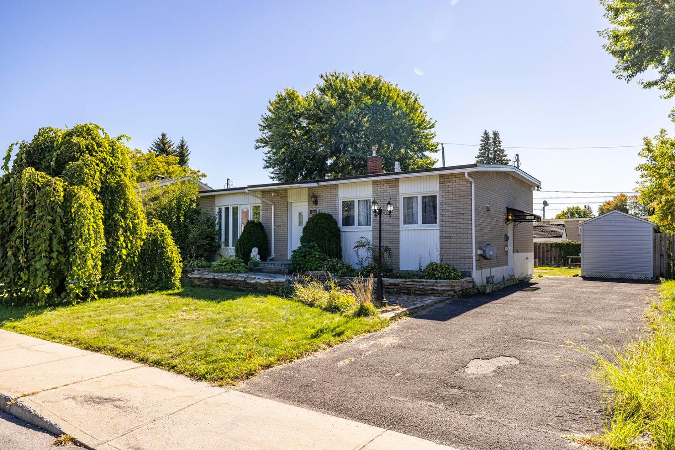 Frontage - 5075 Rue Gilbert, Longueuil (Saint-Hubert), QC - Outdoor