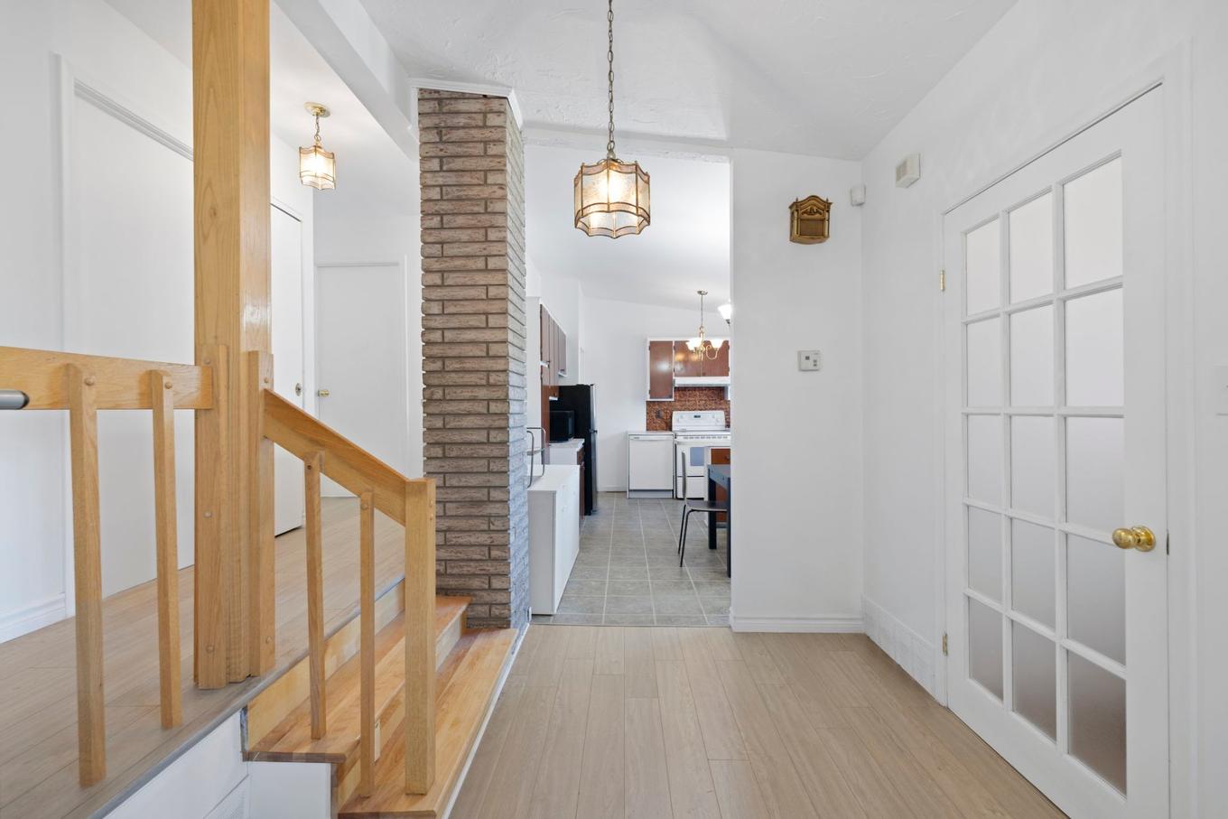 Hall - 5075 Rue Gilbert, Longueuil (Saint-Hubert), QC - Indoor Photo Showing Other Room