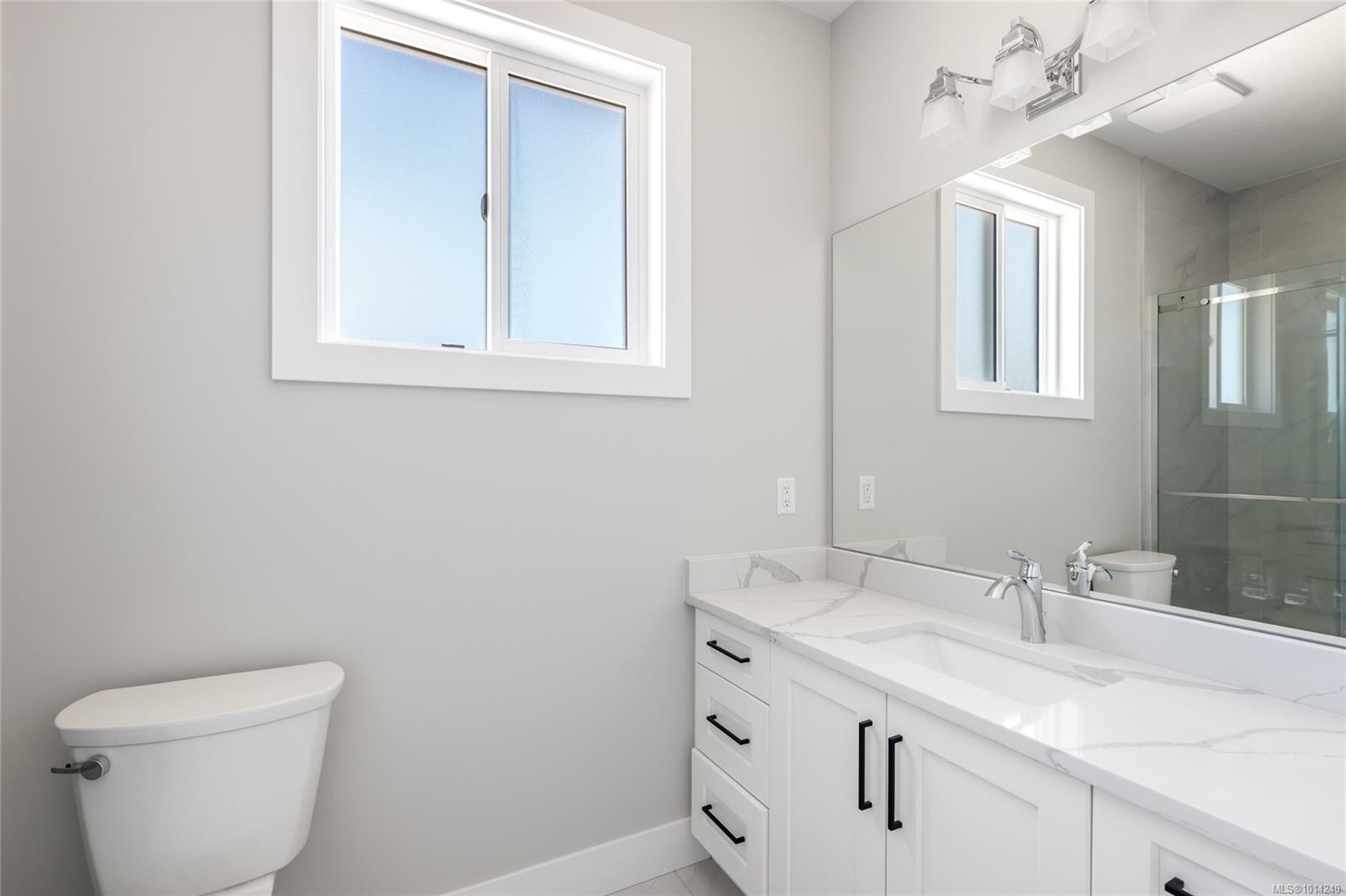 427 Colonia Dr South, Ladysmith, BC