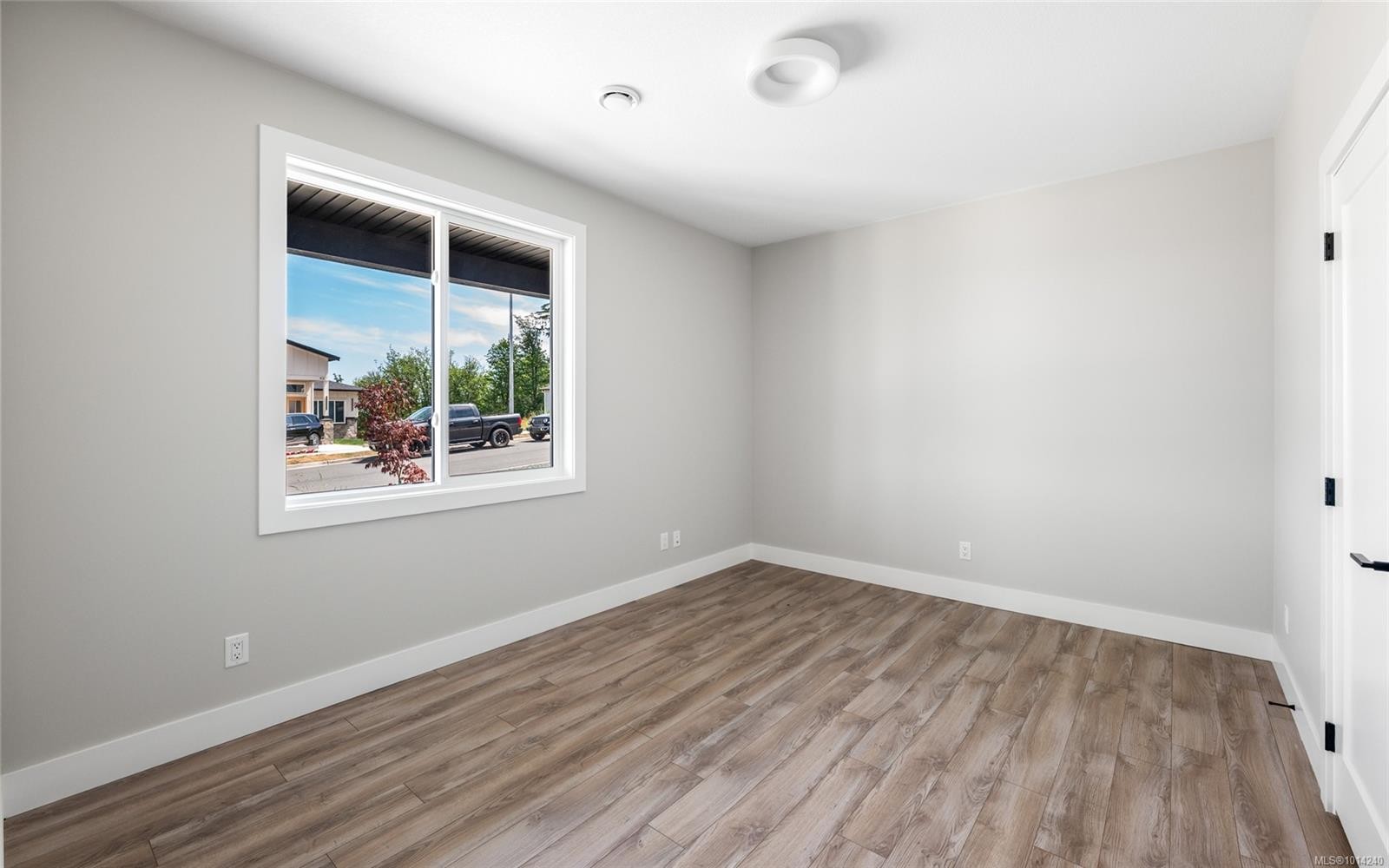 427 Colonia Dr South, Ladysmith, BC