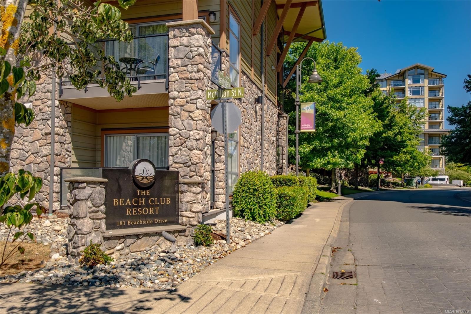 908-181 Beachside Dr, Parksville, BC - Outdoor