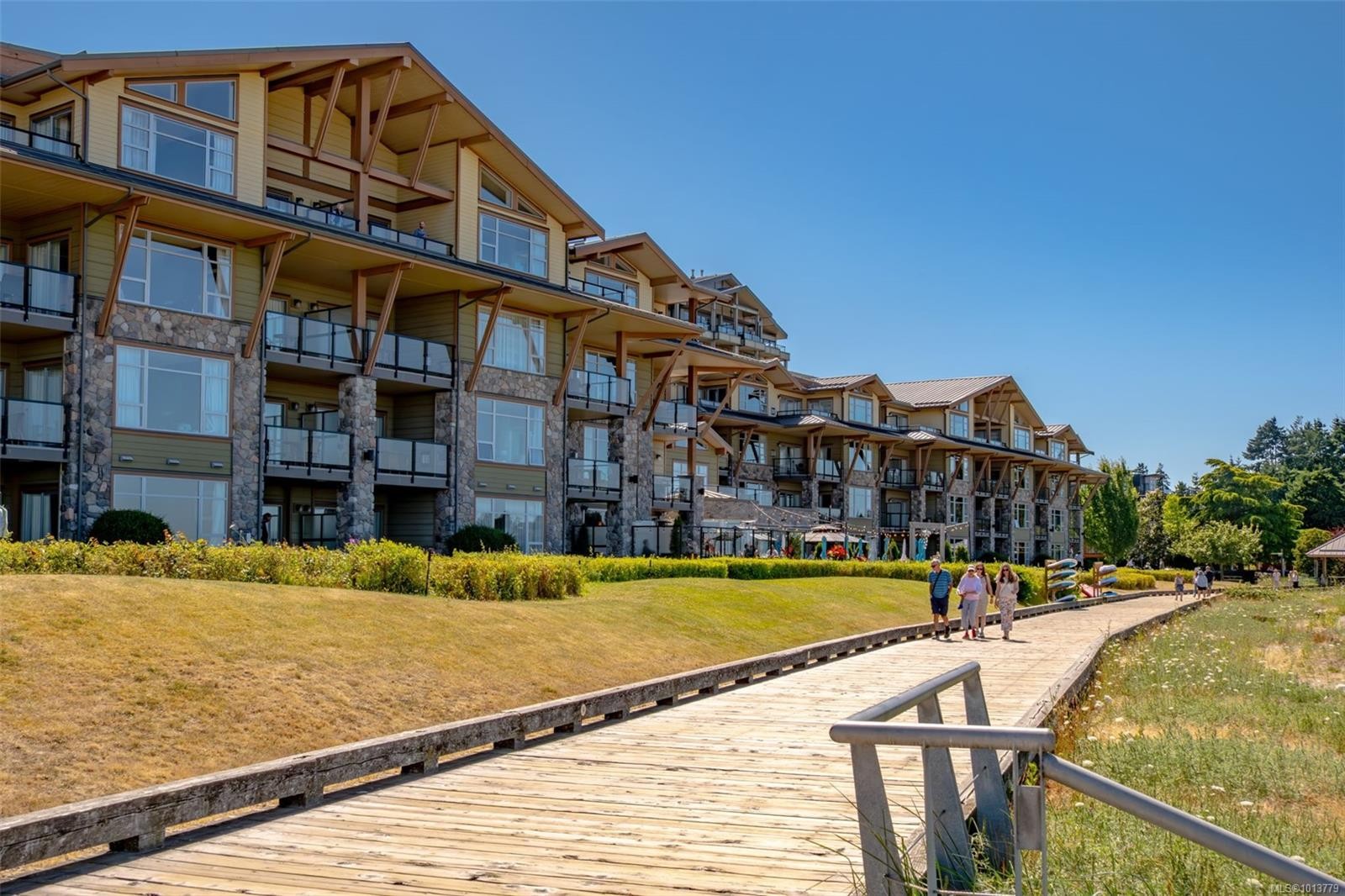 908-181 Beachside Dr, Parksville, BC - Outdoor With Balcony With Facade