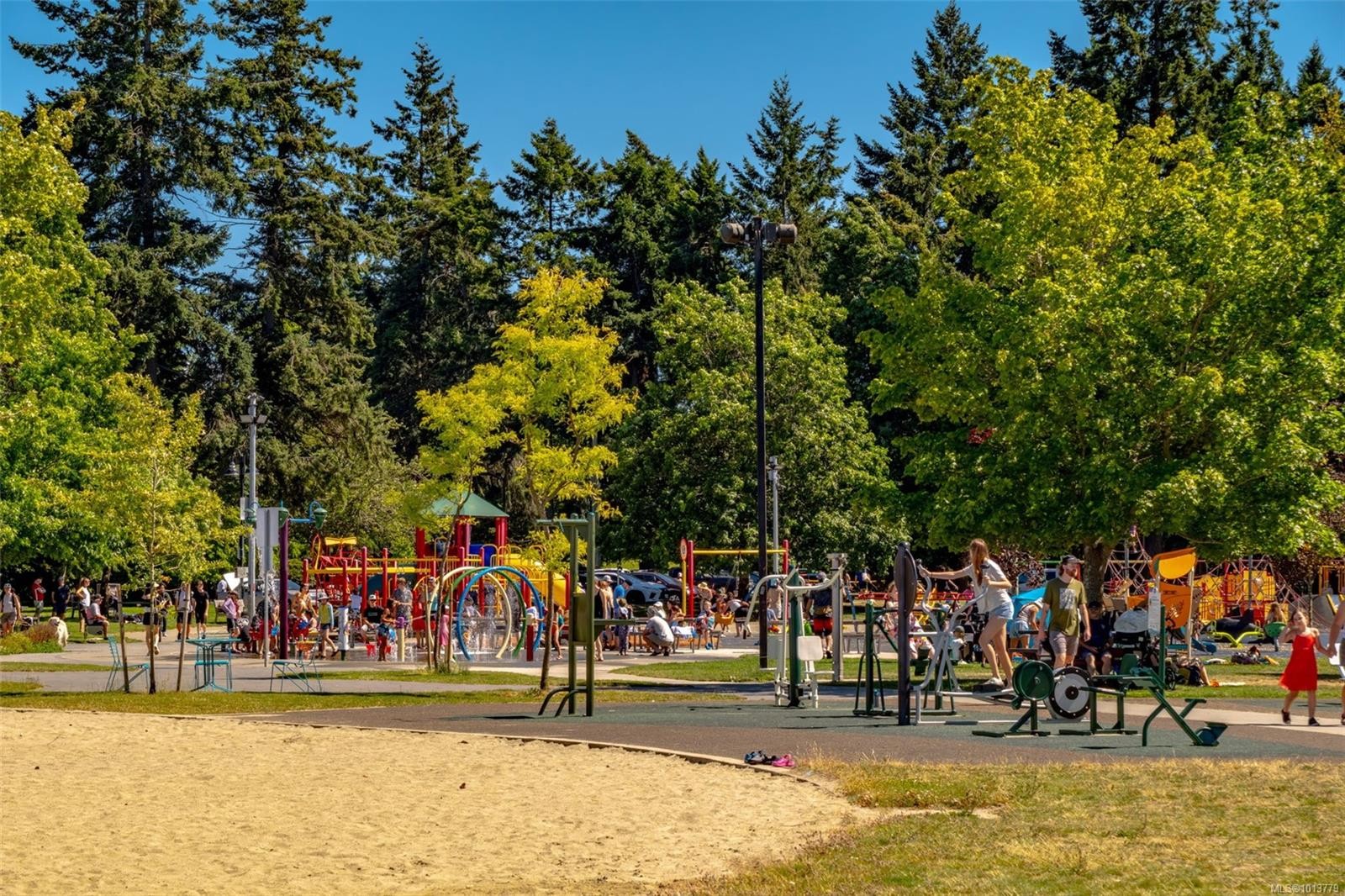 908-181 Beachside Dr, Parksville, BC - Outdoor