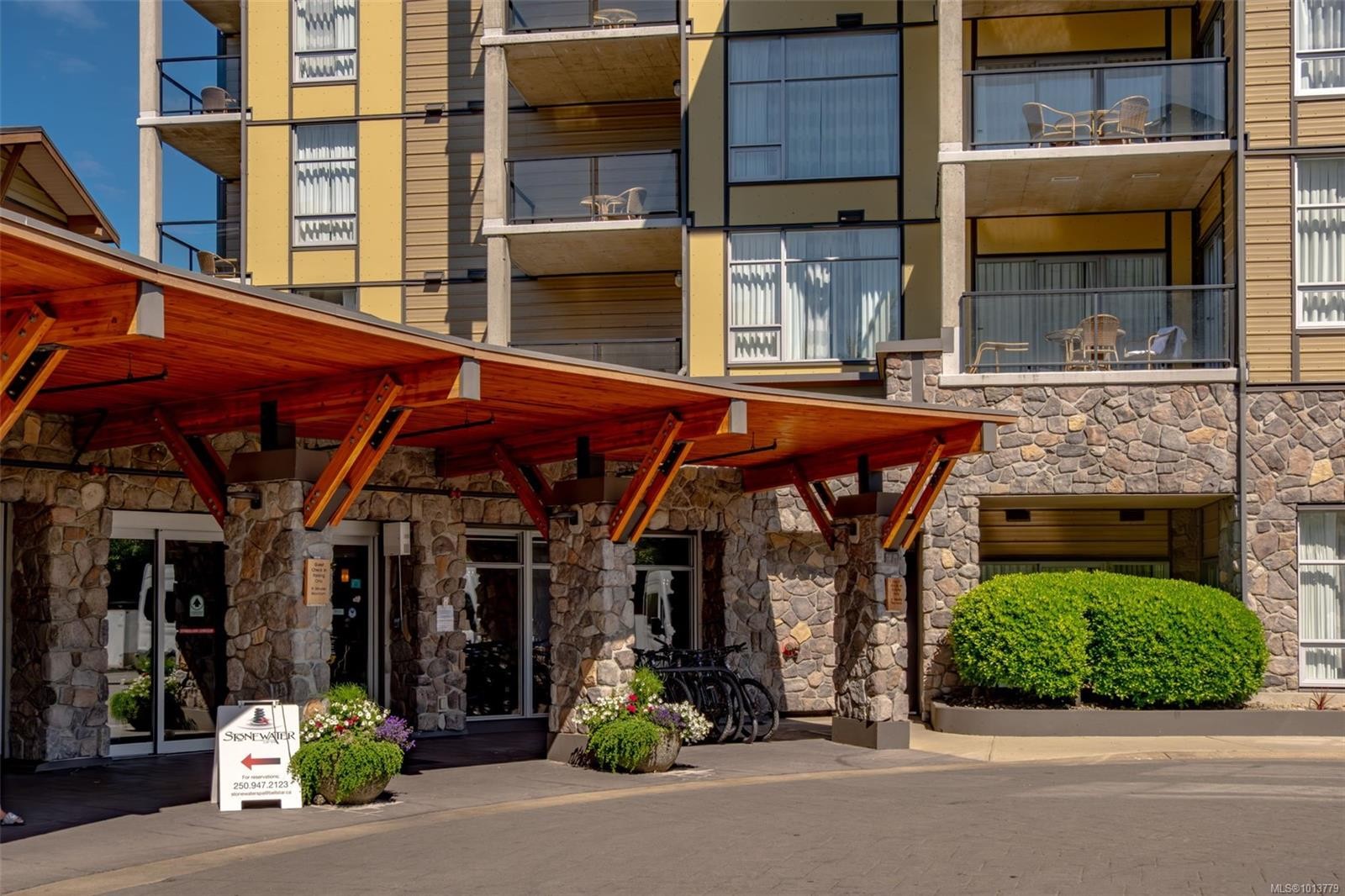 908-181 Beachside Dr, Parksville, BC - Outdoor With Balcony
