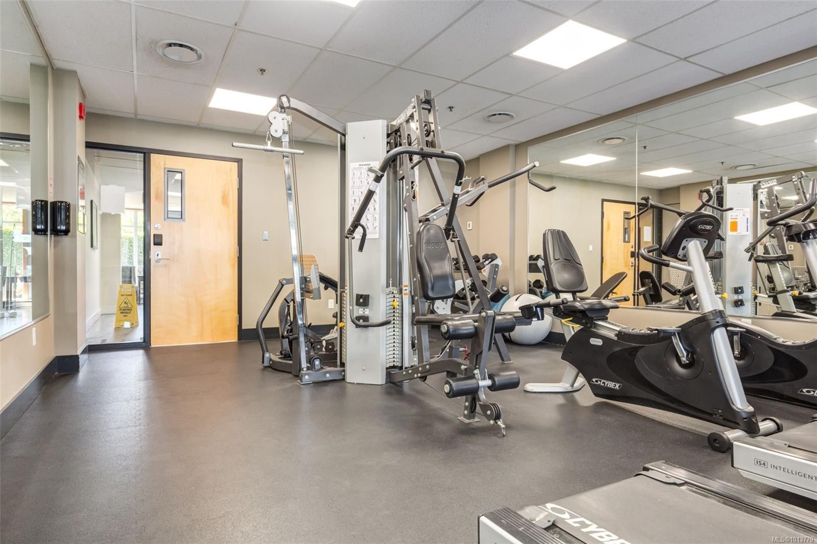 908-181 Beachside Dr, Parksville, BC - Indoor Photo Showing Gym Room