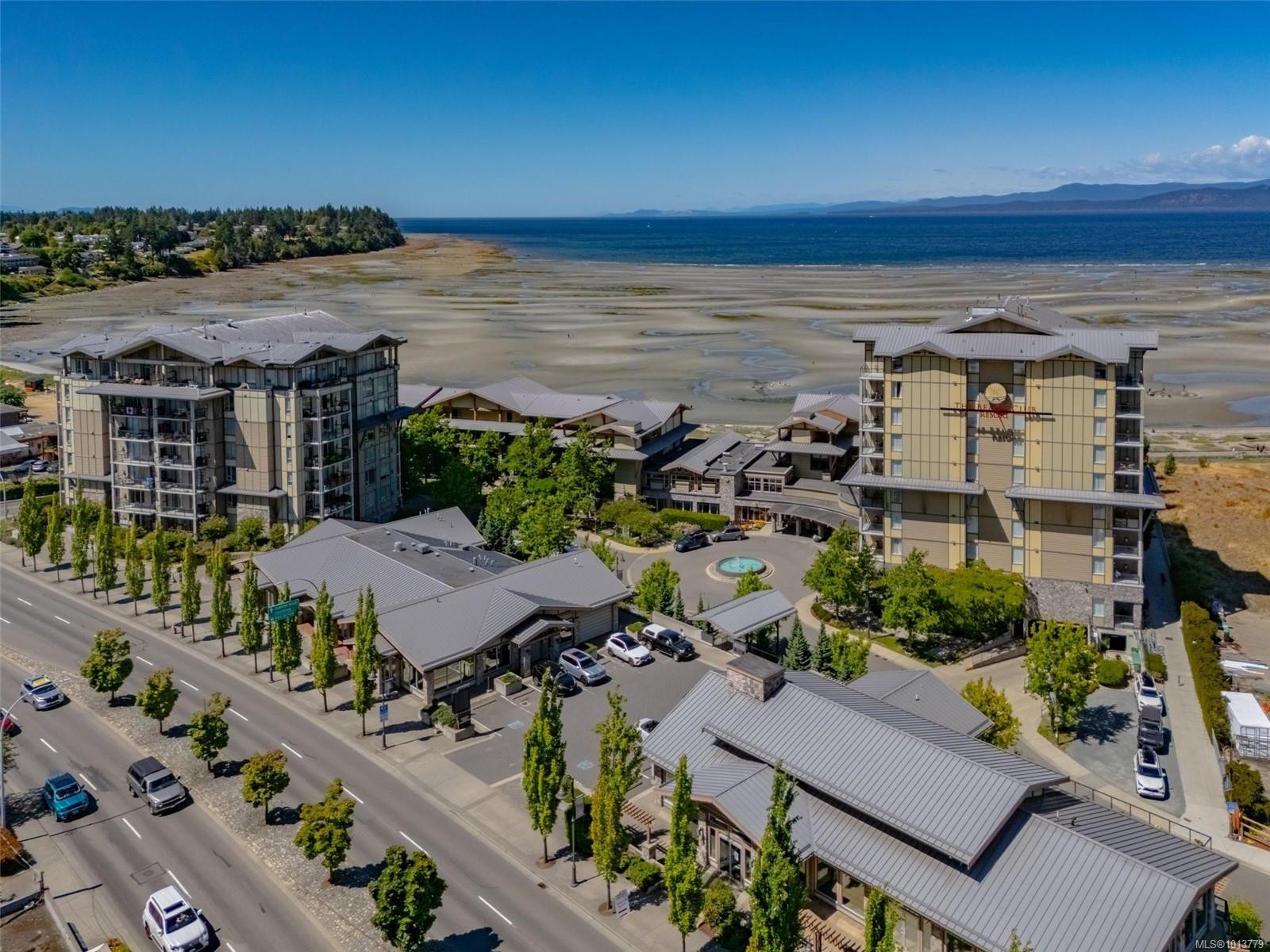 908-181 Beachside Dr, Parksville, BC - Outdoor With Body Of Water With View