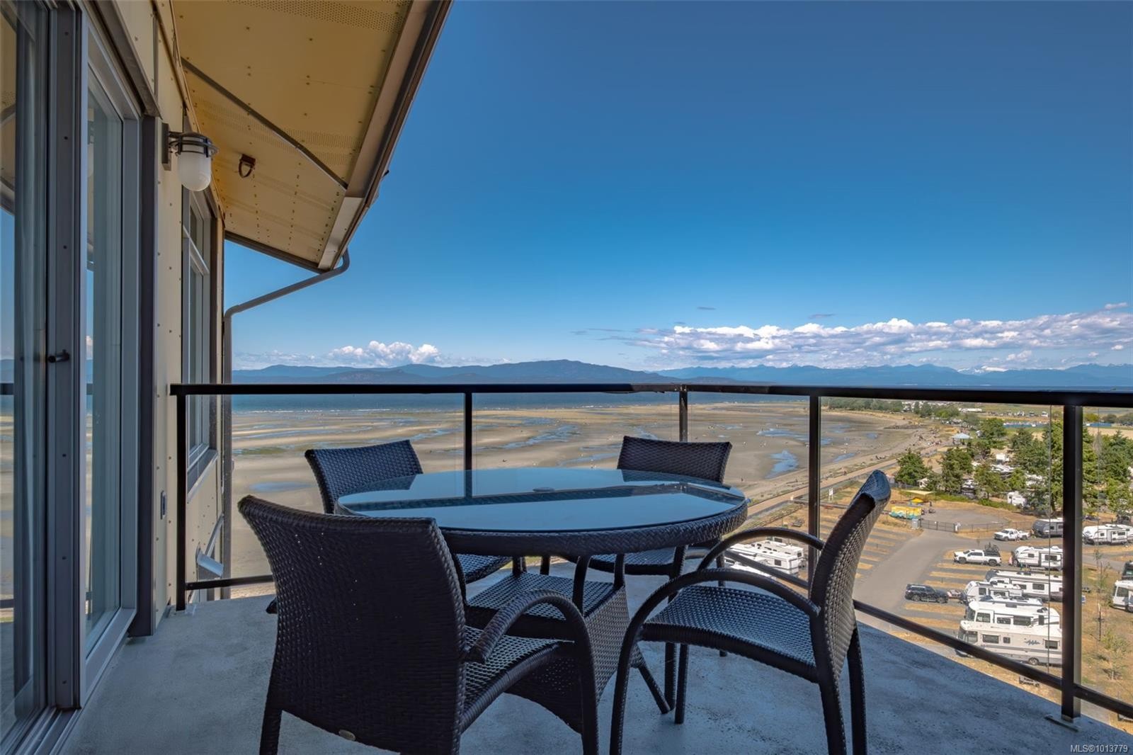 908-181 Beachside Dr, Parksville, BC - Outdoor With Balcony With View