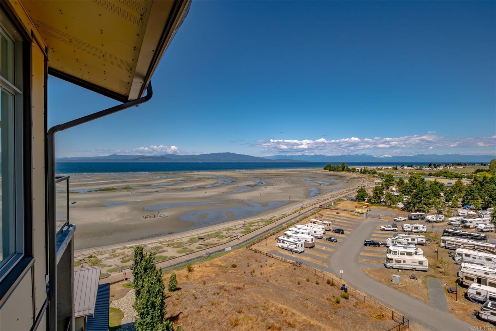 908-181 Beachside Dr, Parksville, BC - Outdoor With Body Of Water With View