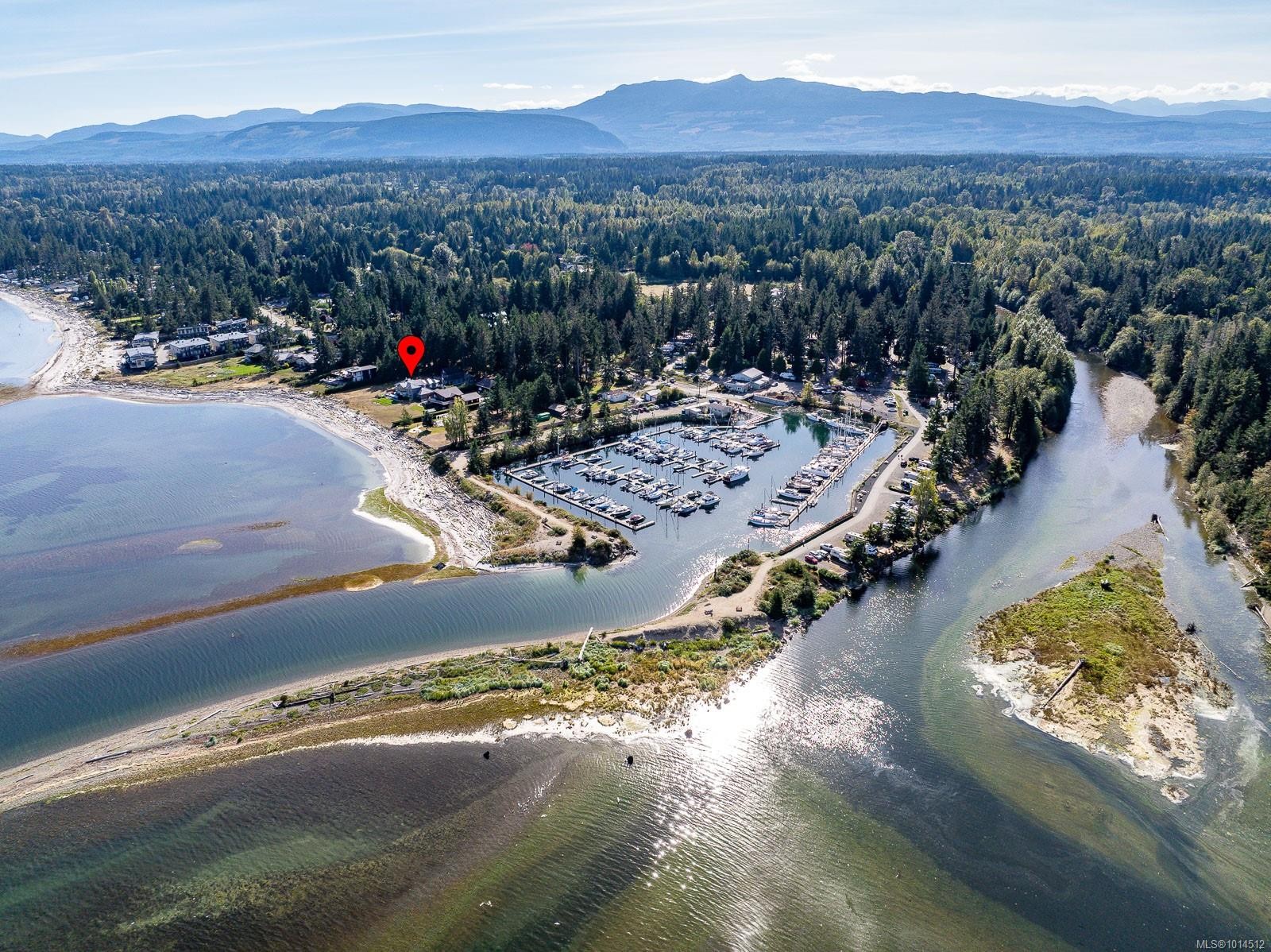 9060 Clarkson Ave, Black Creek, BC