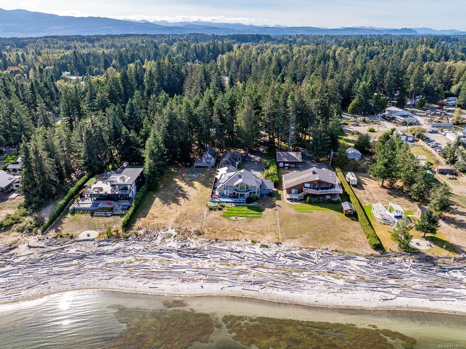 9060 Clarkson Ave, Black Creek, BC