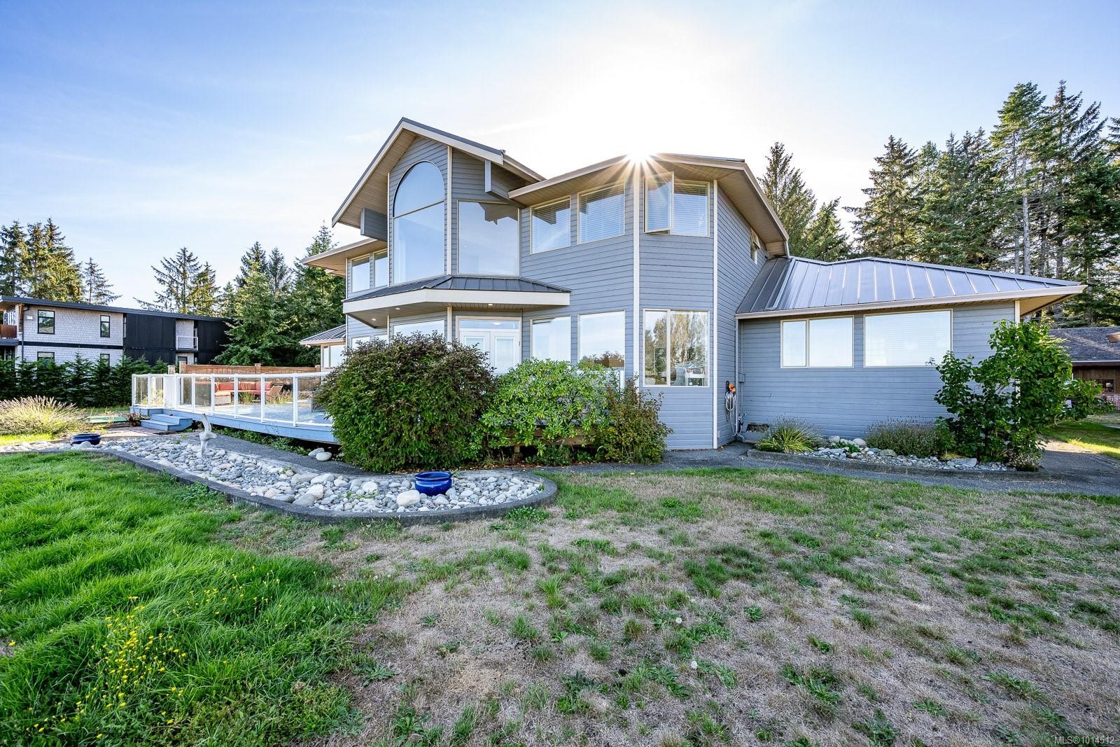 9060 Clarkson Ave, Black Creek, BC