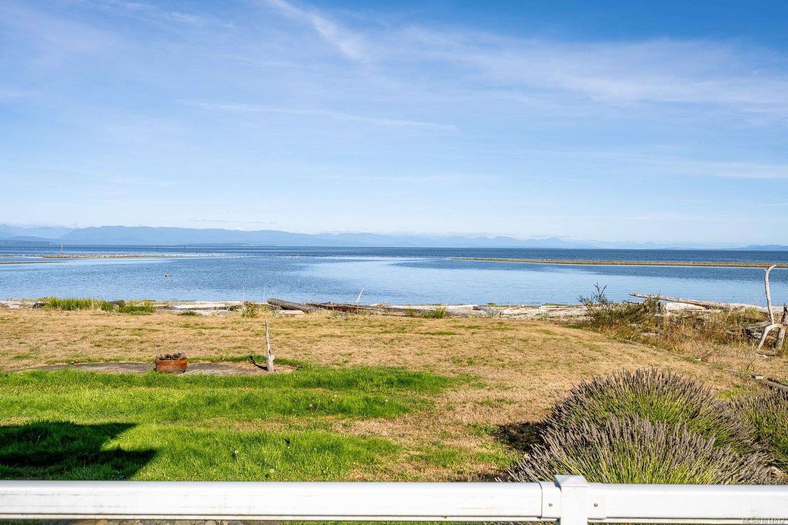 9060 Clarkson Ave, Black Creek, BC