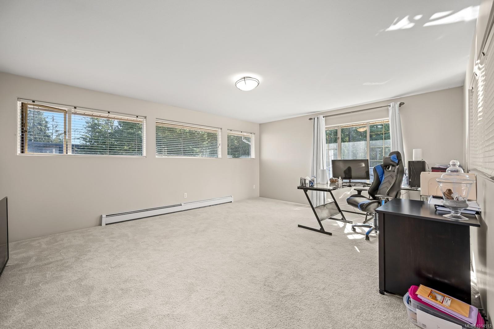 9060 Clarkson Ave, Black Creek, BC