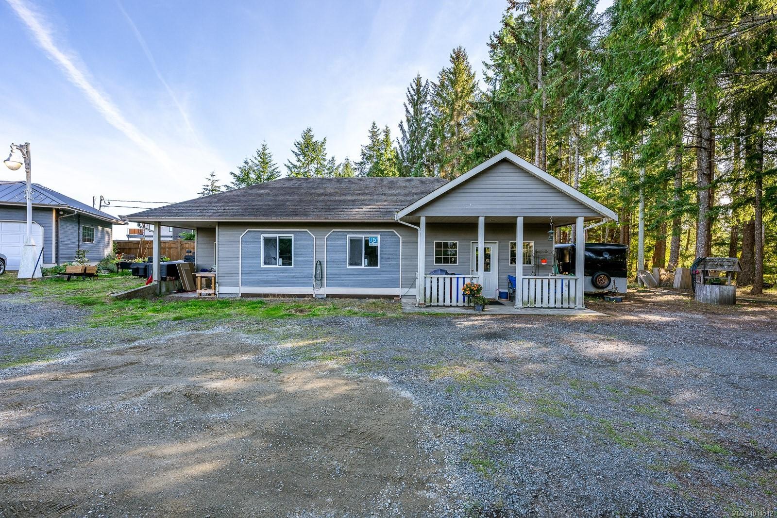 9060 Clarkson Ave, Black Creek, BC