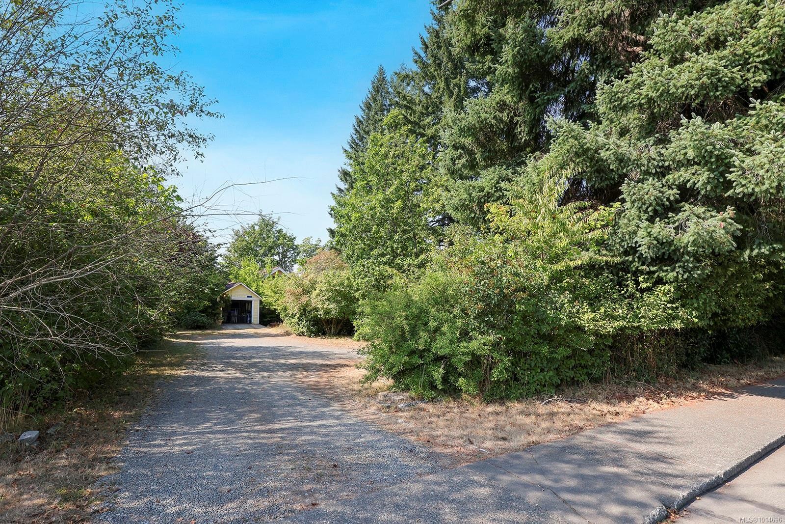 1185 5Th St, Courtenay, BC