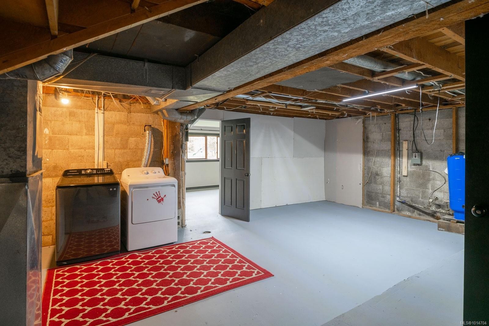 8590 Bland Rd, Port Alberni, BC