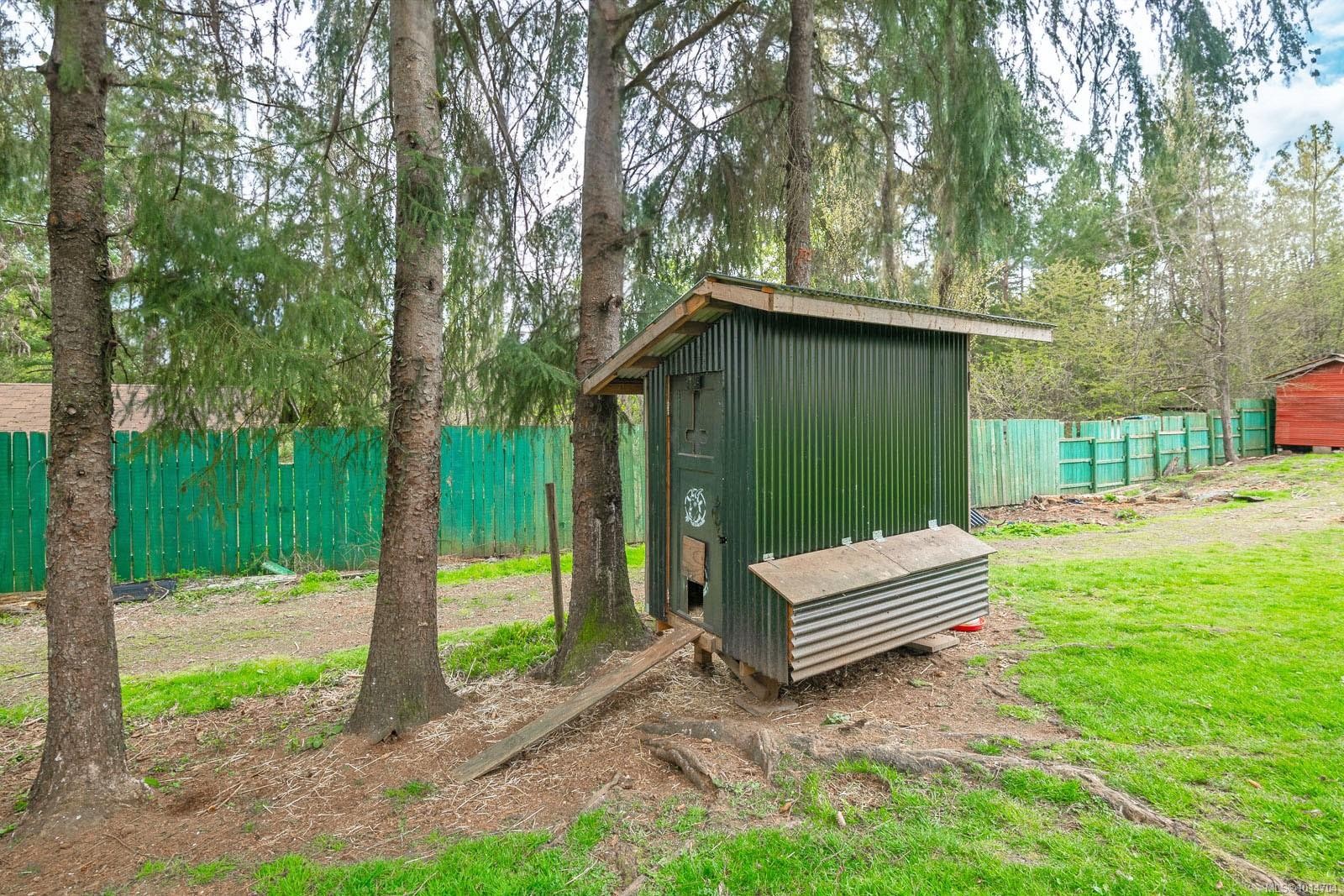 8590 Bland Rd, Port Alberni, BC