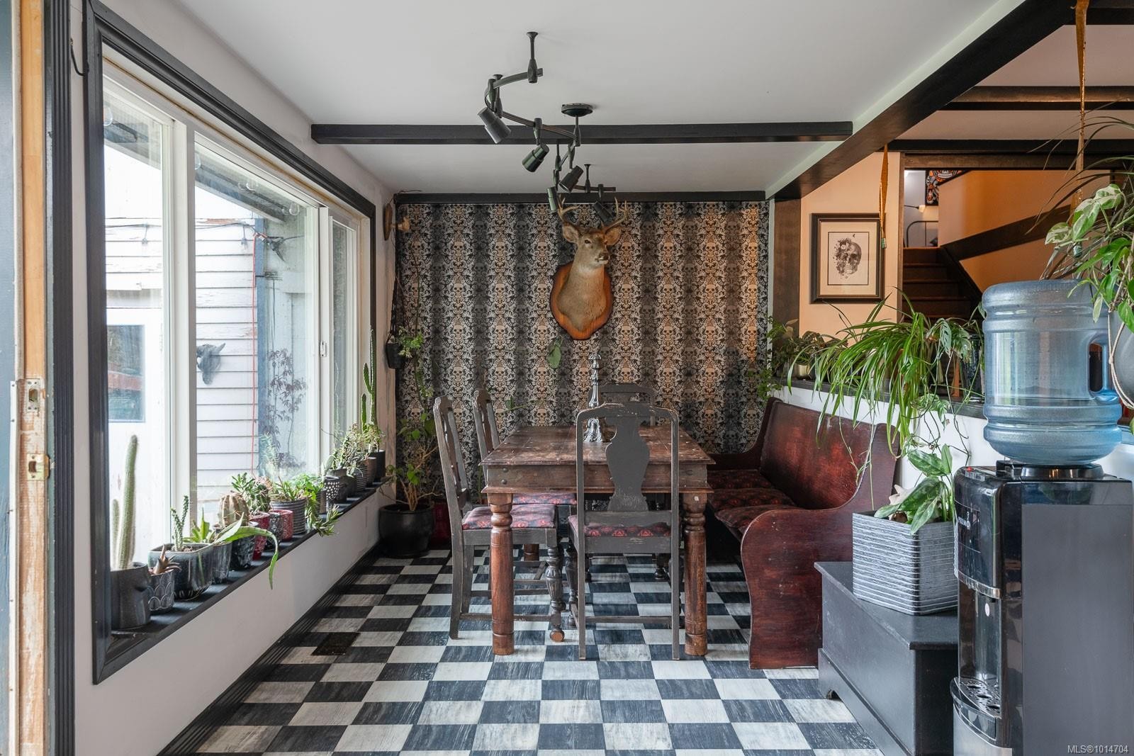 8590 Bland Rd, Port Alberni, BC