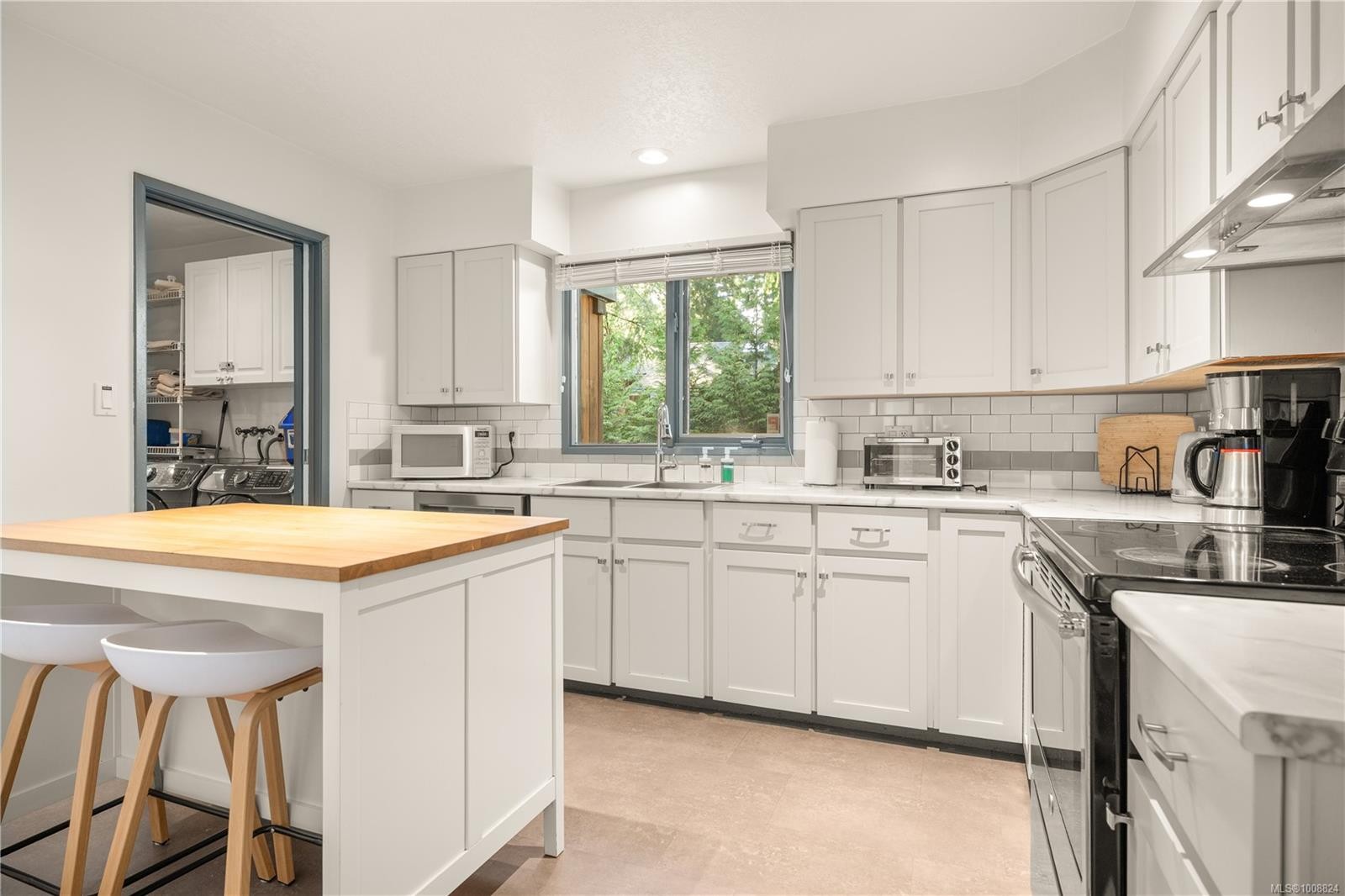 5030 Lost Lake Rd, Nanaimo, BC