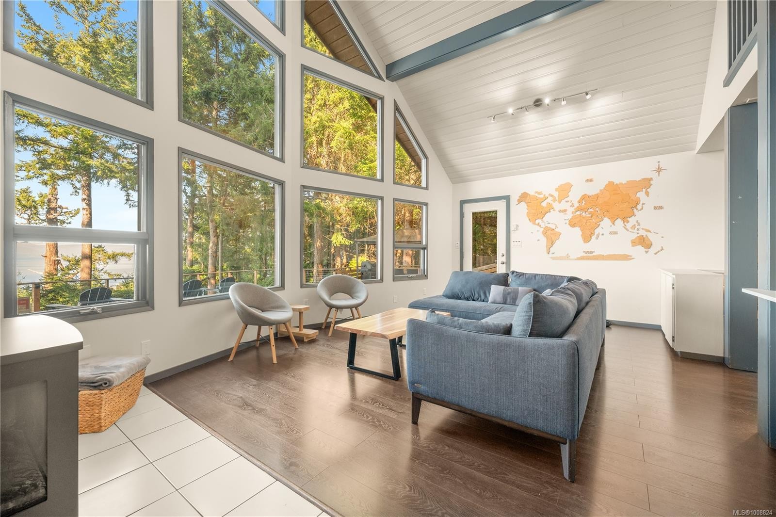 5030 Lost Lake Rd, Nanaimo, BC