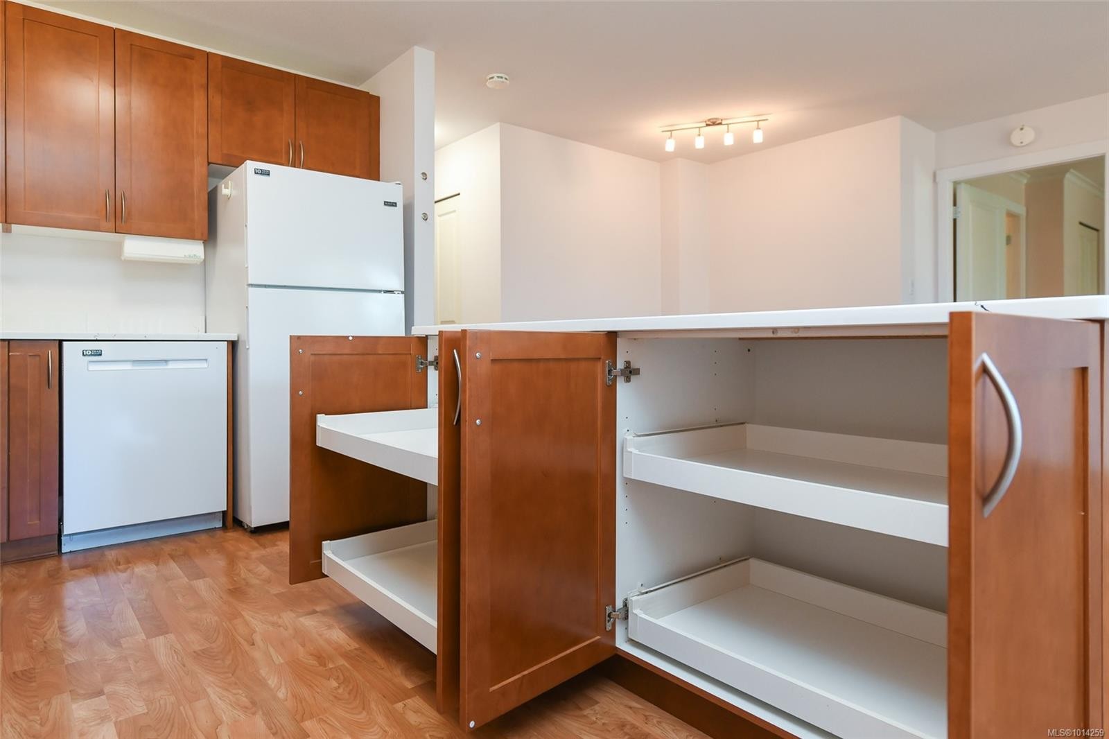 2-1050 8Th St, Courtenay, BC