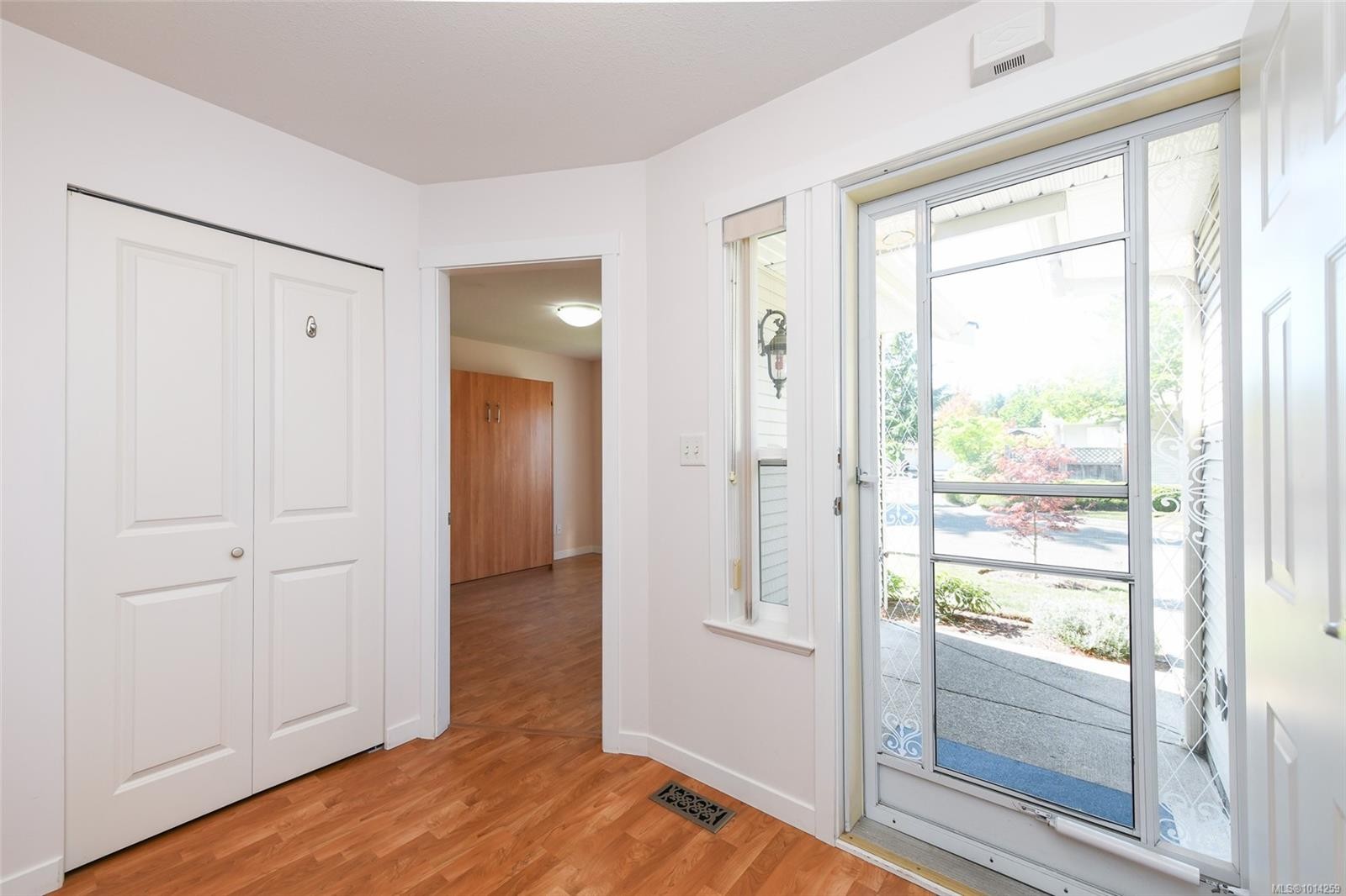 2-1050 8Th St, Courtenay, BC