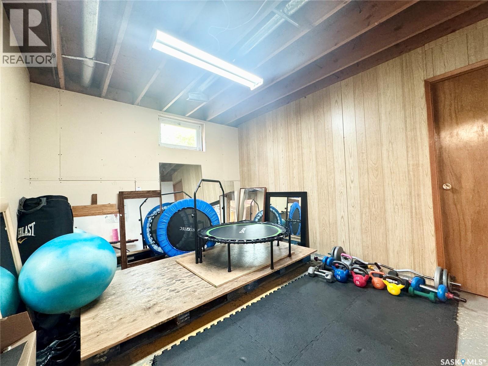 106 Strange Street, Cut Knife, SK - Indoor