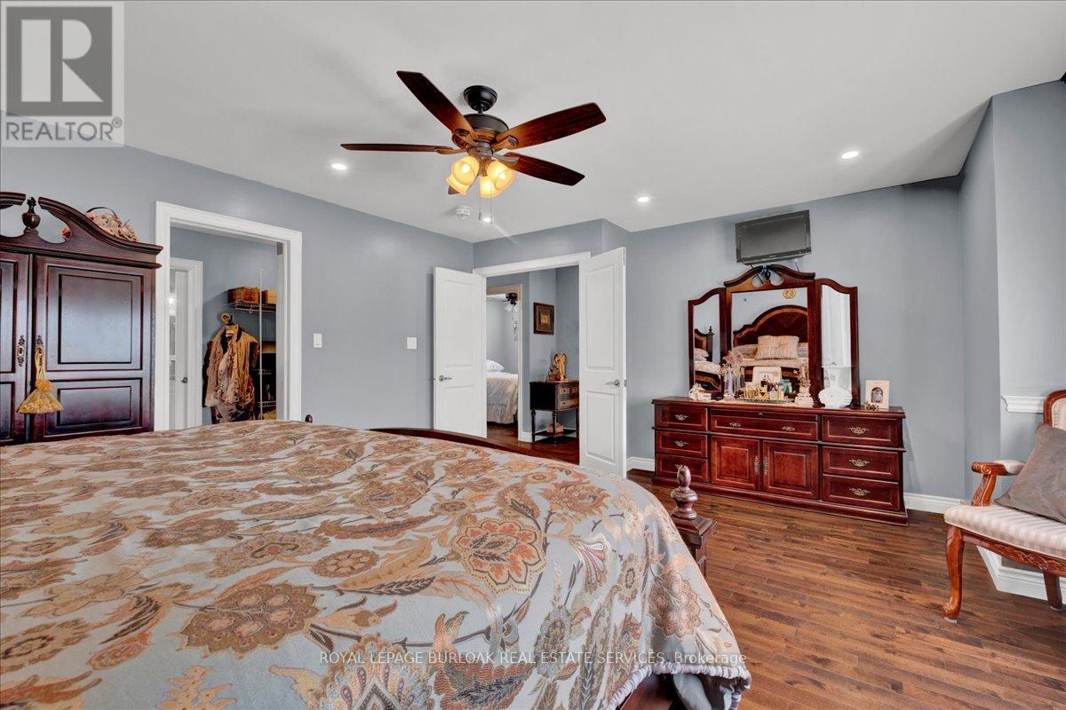 89 Eleanor Avenue, Hamilton, ON - Indoor Photo Showing Bedroom