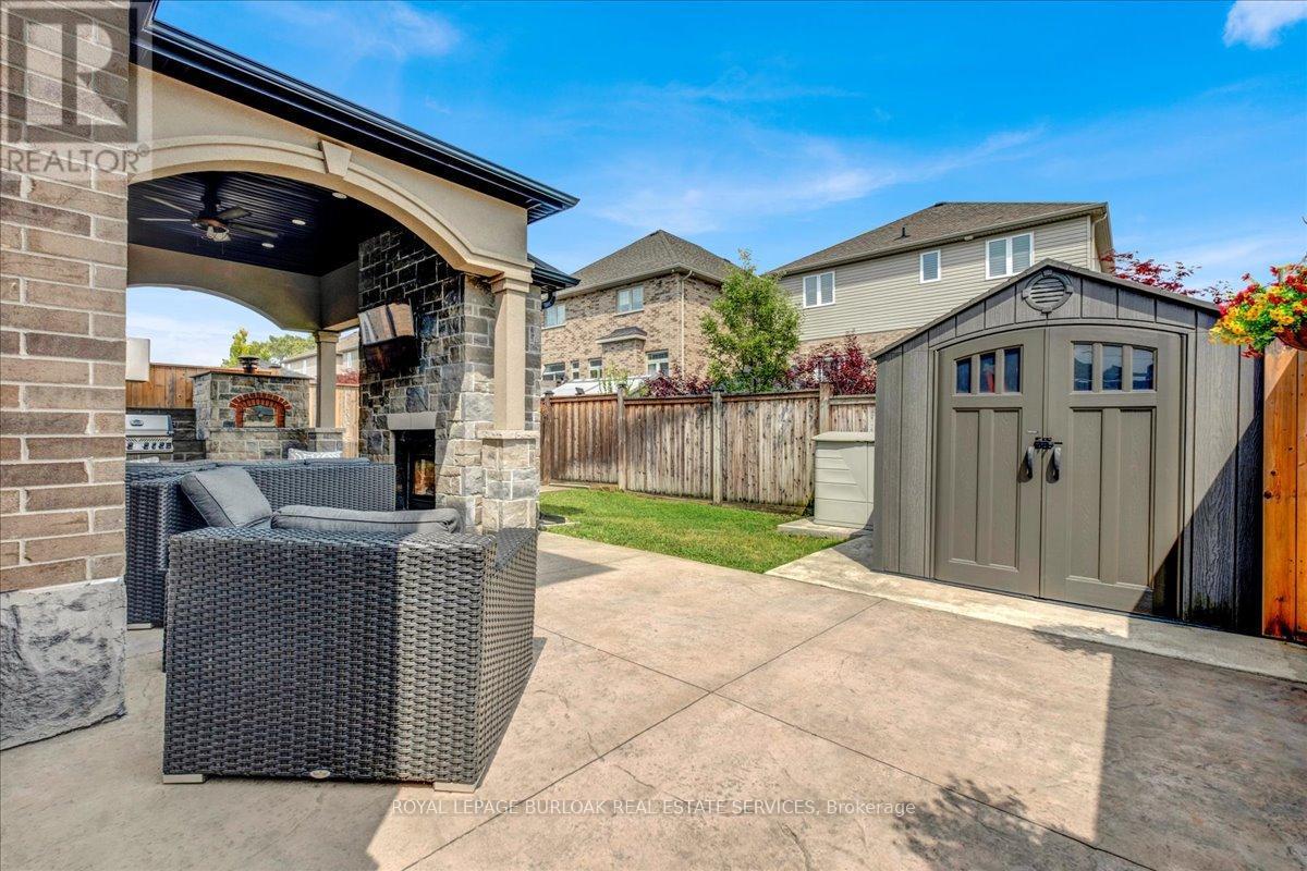 89 Eleanor Avenue, Hamilton, ON - Outdoor With Deck Patio Veranda