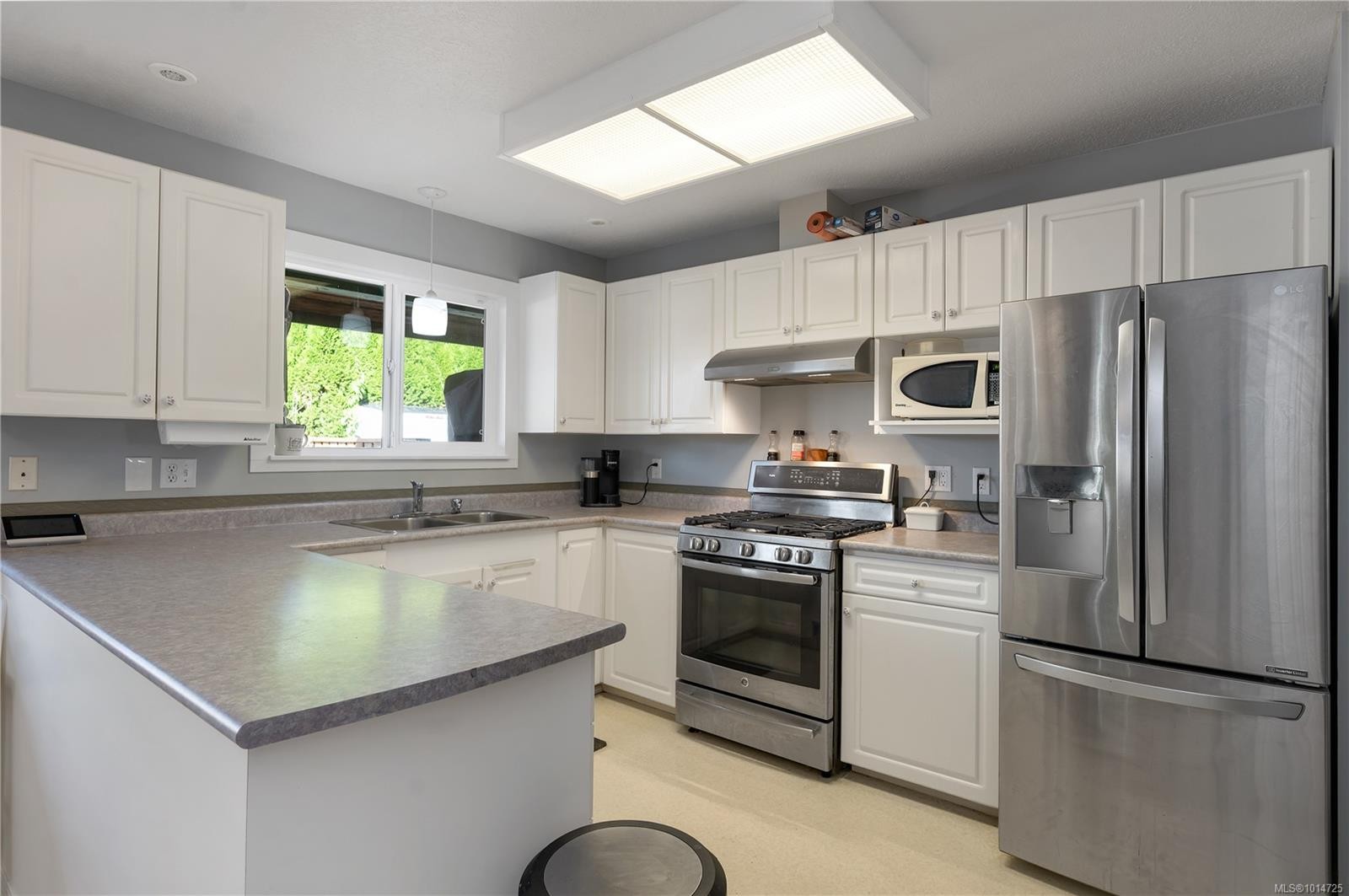 919 Hemlock St, Campbell River, BC