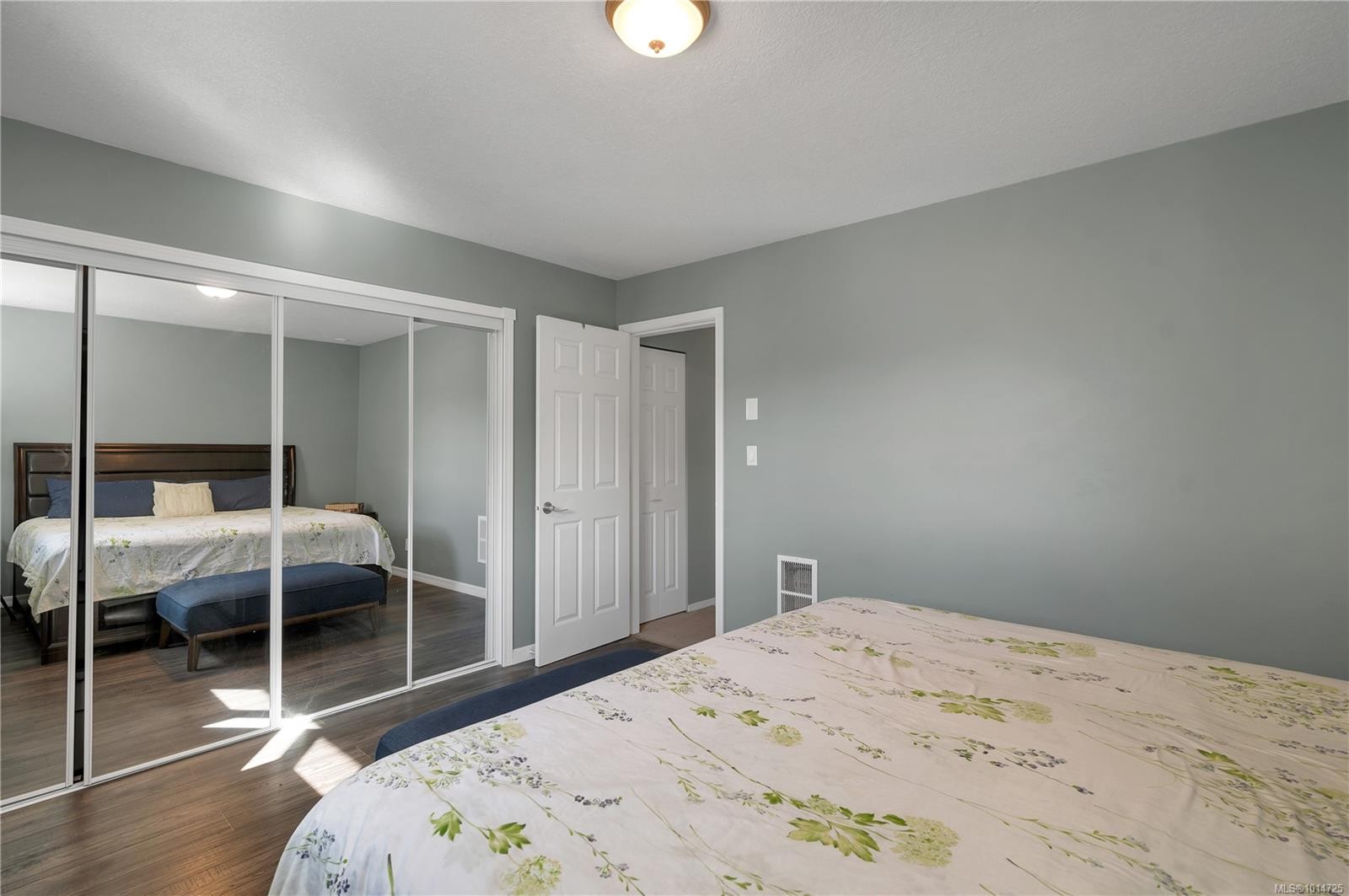 919 Hemlock St, Campbell River, BC